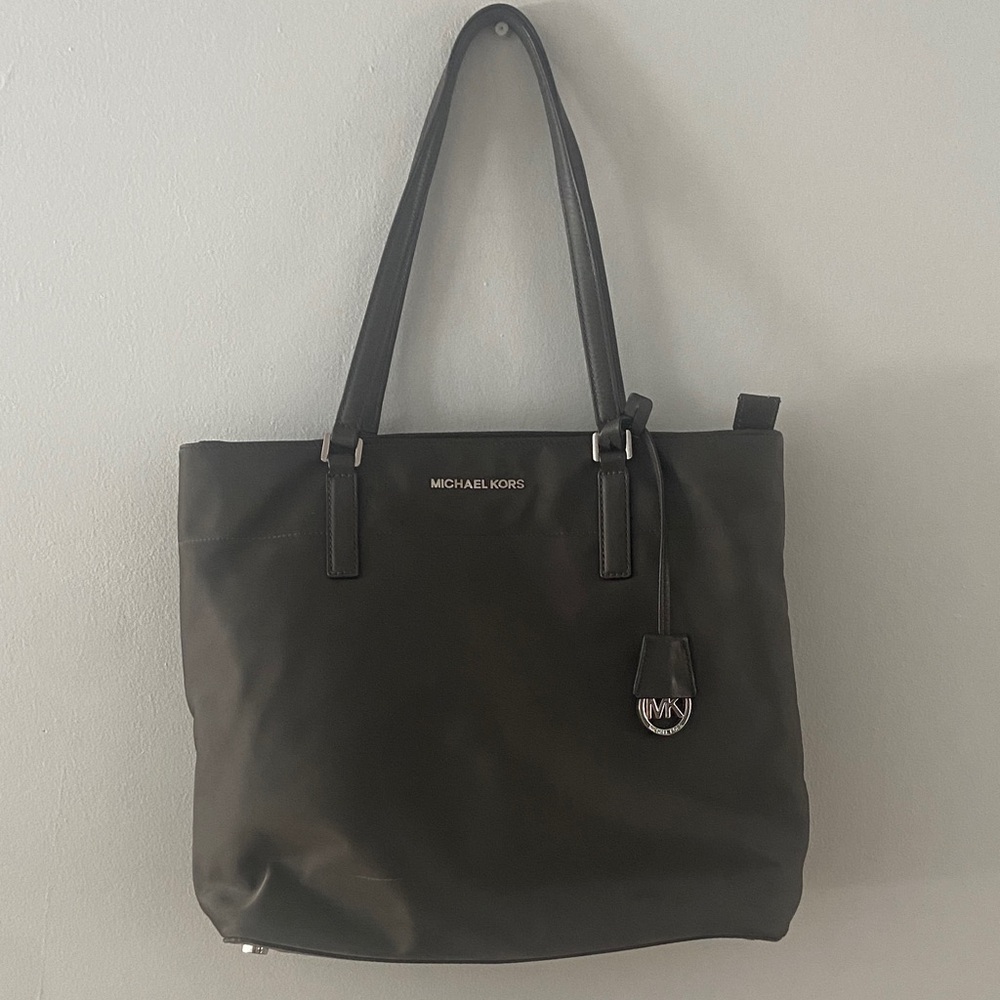 Michael Kors Classic Black Tote